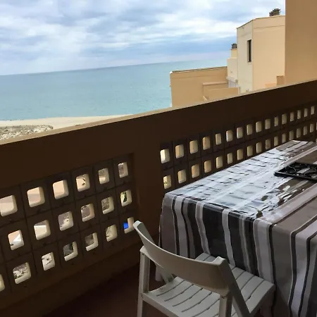 T2 Climatise Avec Piscine, Terrasse Et Acces Direct Plage, 4 Couchages - - Fr-1-81-510 Apartment Le Barcares