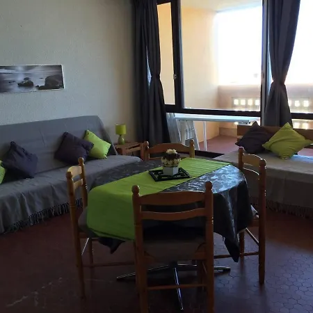 T2 Climatise Avec Piscine, Terrasse Et Acces Direct Plage, 4 Couchages - - Fr-1-81-510 *