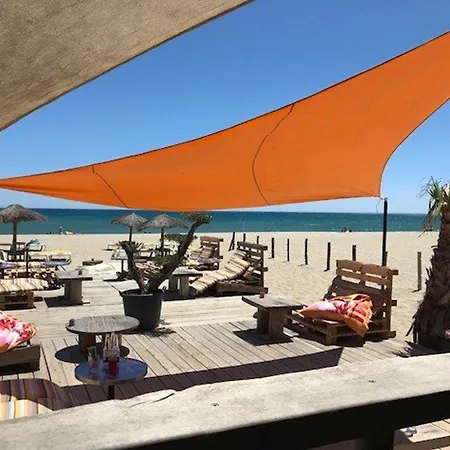 Apartment T2 Climatise Avec Piscine, Terrasse Et Acces Direct Plage, 4 Couchages - - Fr-1-81-510 *