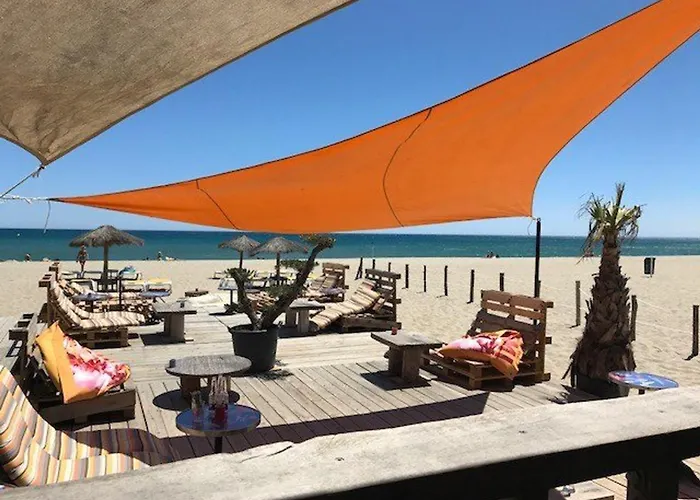 Appartement T2 Climatise Avec Piscine, Terrasse Et Acces Direct Plage, 4 Couchages - - Fr-1-81-510 *